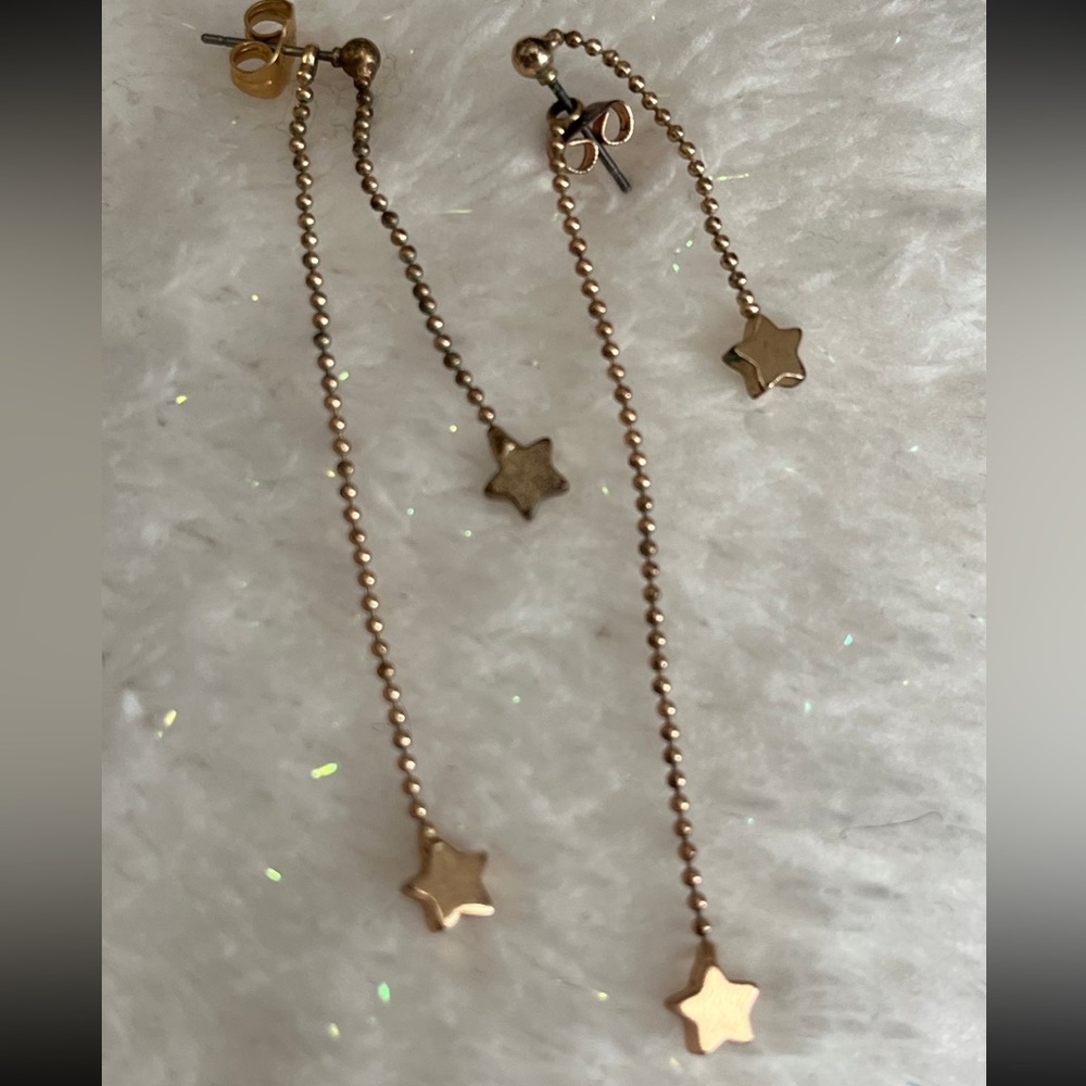 Brandy Melville Gold Star Dangle Earrings